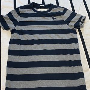 men’s extra-large Abercrombie T-shirt